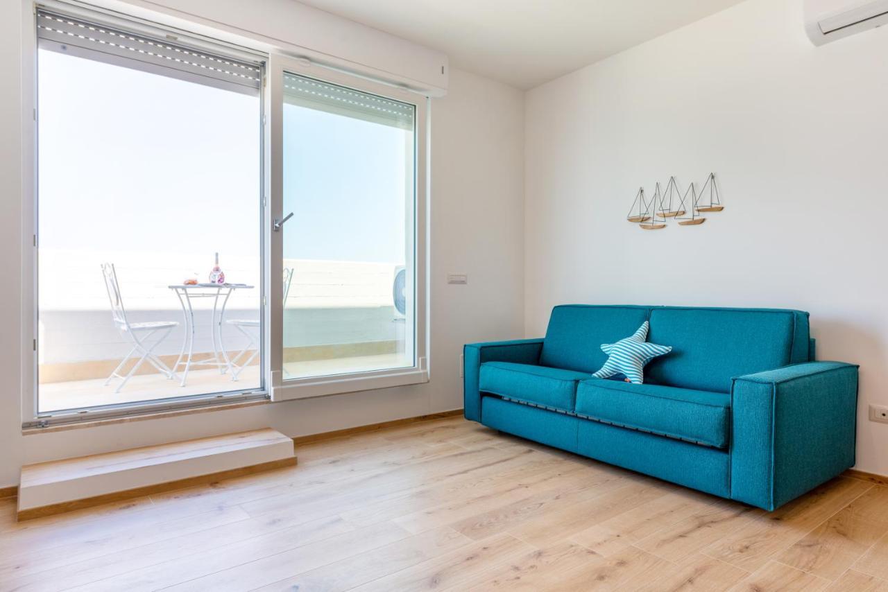 Waterfront Apartment With Seaview Balcony Bari Exterior foto